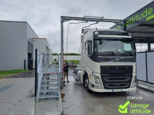 lavage d'un poids lourd chez Lavage proche de Valenciennes