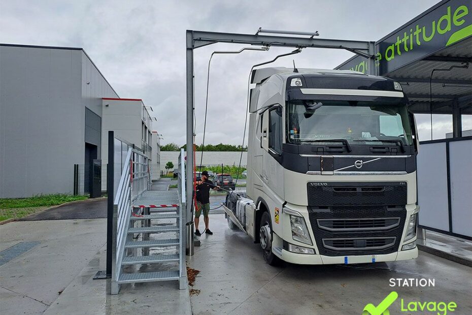 lavage d'un poids lourd chez Lavage proche de Valenciennes