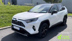 Lavage complet voiture SUV Toyota - suite fin de location