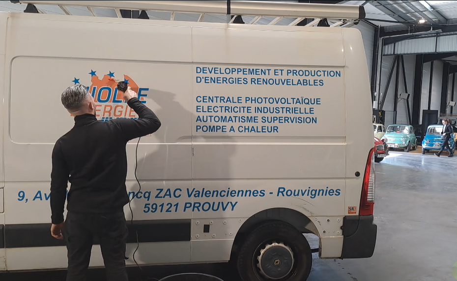 Déflocage automobile d'un utilitaire - Lavage Attitude - prestation detailing
