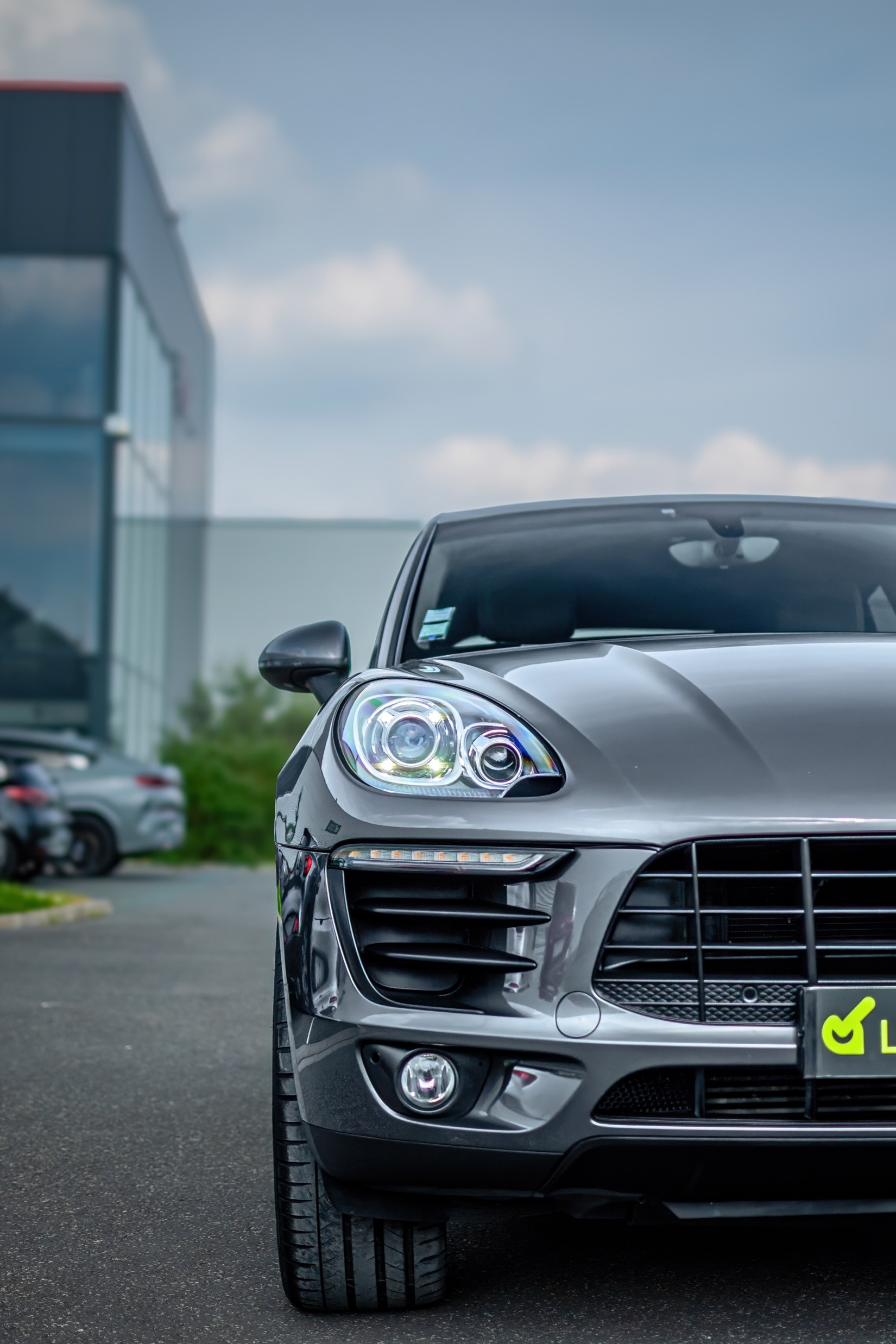 Traitement céramique sur Porsche - Lavage auto Valenciennes