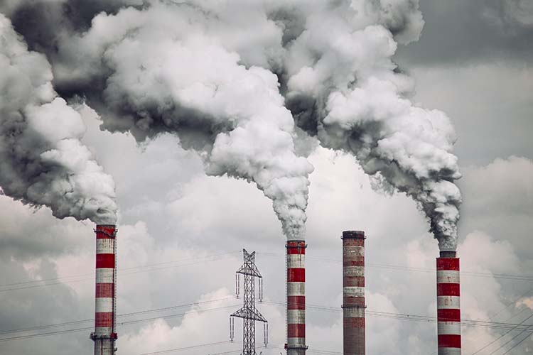 Pollution industrielle, grêle, pluies acides : voici ce que l&rsquo;hiver nordiste a laissé sur votre carrosserie